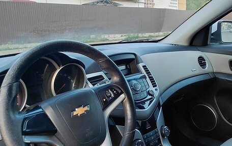 Chevrolet Cruze II, 2012 год, 800 000 рублей, 6 фотография