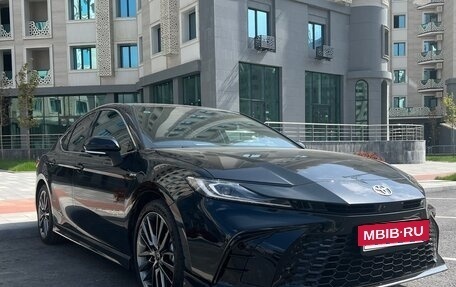 Toyota Camry, 2024 год, 3 815 000 рублей, 2 фотография