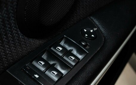 BMW 3 серия, 2011 год, 1 055 000 рублей, 15 фотография