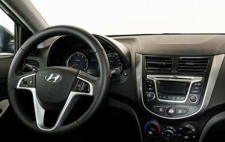 Hyundai Solaris II рестайлинг, 2016 год, 966 000 рублей, 12 фотография