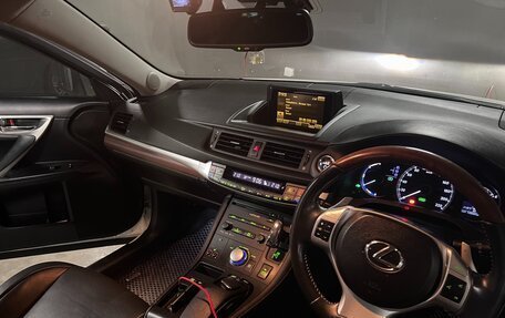Lexus CT I рестайлинг, 2012 год, 1 500 000 рублей, 16 фотография