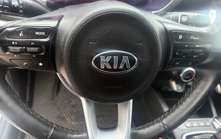 KIA Rio IV, 2021 год, 1 390 000 рублей, 10 фотография