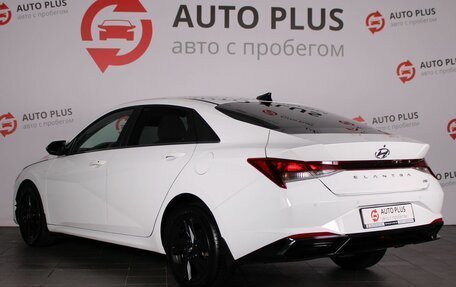 Hyundai Elantra, 2021 год, 2 080 000 рублей, 2 фотография