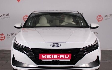 Hyundai Elantra, 2021 год, 2 080 000 рублей, 3 фотография