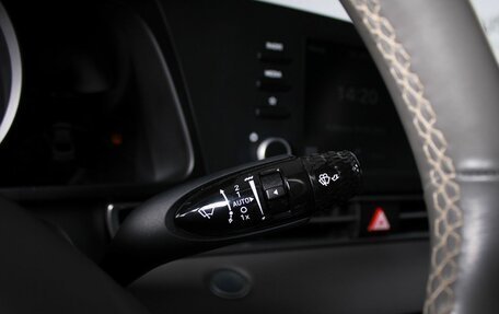 Hyundai Elantra, 2021 год, 2 080 000 рублей, 16 фотография