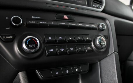 KIA Sportage IV рестайлинг, 2020 год, 2 480 000 рублей, 20 фотография