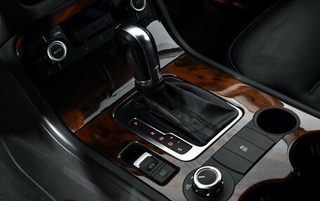 Volkswagen Touareg III, 2011 год, 1 890 000 рублей, 11 фотография