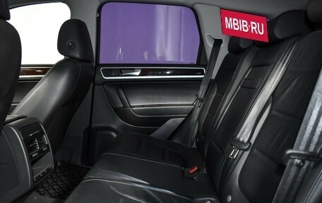 Volkswagen Touareg III, 2011 год, 1 890 000 рублей, 12 фотография