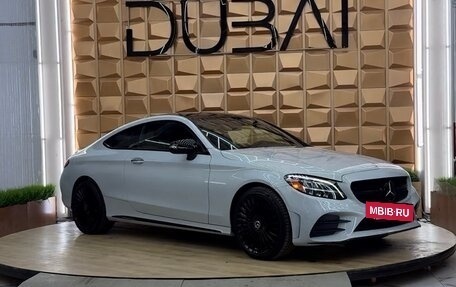 Mercedes-Benz C-Класс, 2019 год, 3 550 000 рублей, 2 фотография
