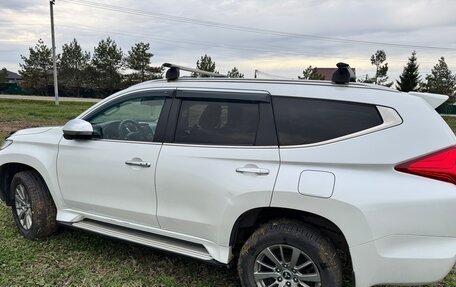 Mitsubishi Pajero Sport III рестайлинг, 2018 год, 2 470 000 рублей, 8 фотография