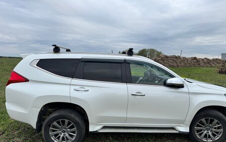 Mitsubishi Pajero Sport III рестайлинг, 2018 год, 2 470 000 рублей, 4 фотография