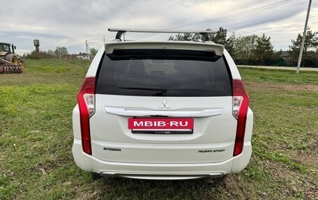 Mitsubishi Pajero Sport III рестайлинг, 2018 год, 2 470 000 рублей, 6 фотография