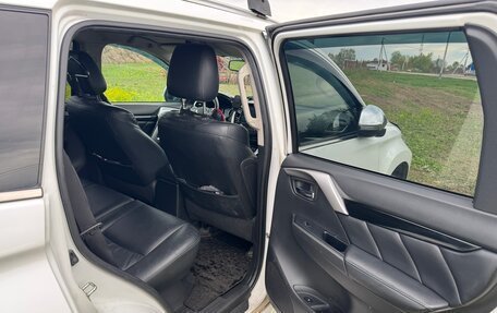 Mitsubishi Pajero Sport III рестайлинг, 2018 год, 2 470 000 рублей, 18 фотография