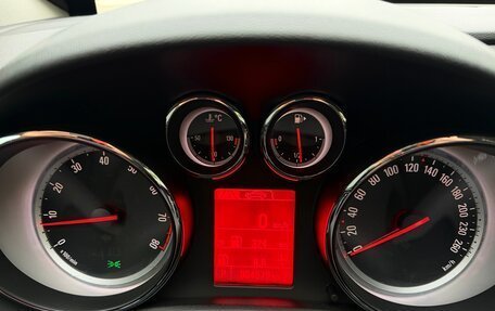 Opel Astra J, 2013 год, 1 500 000 рублей, 25 фотография