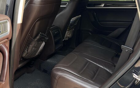 Volkswagen Touareg III, 2011 год, 1 470 000 рублей, 7 фотография