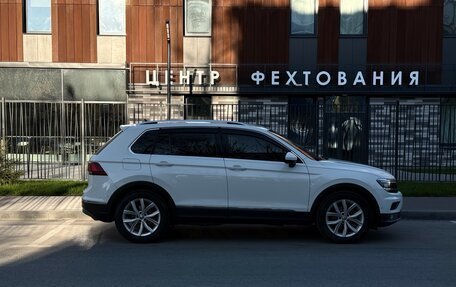 Volkswagen Tiguan II, 2019 год, 2 040 000 рублей, 3 фотография