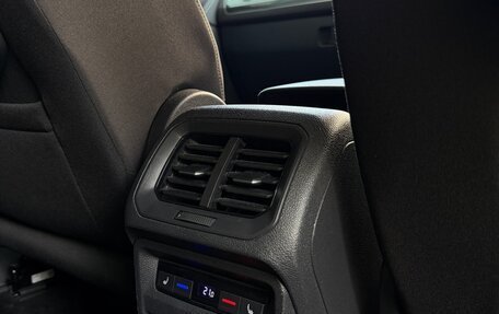 Volkswagen Tiguan II, 2019 год, 2 040 000 рублей, 28 фотография