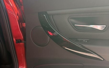 BMW 3 серия, 2018 год, 2 400 000 рублей, 7 фотография