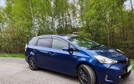 Toyota Prius Alpha I (ZVW40/41), 2014 год, 1 570 000 рублей, 2 фотография