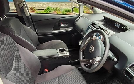 Toyota Prius Alpha I (ZVW40/41), 2014 год, 1 570 000 рублей, 7 фотография