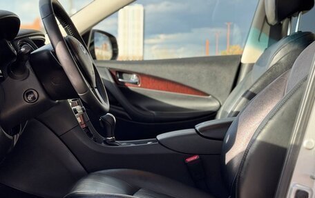 Infiniti QX50 I рестайлинг, 2016 год, 1 670 000 рублей, 21 фотография