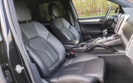 Porsche Cayenne III, 2013 год, 3 000 000 рублей, 15 фотография