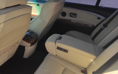 BMW 7 серия, 2007 год, 1 800 000 рублей, 13 фотография