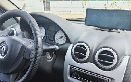 Renault Sandero I, 2013 год, 595 000 рублей, 9 фотография