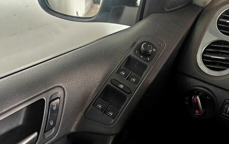 Volkswagen Tiguan I, 2016 год, 1 693 000 рублей, 15 фотография