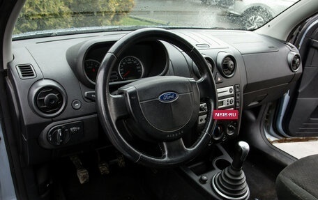 Ford Fusion I, 2005 год, 348 000 рублей, 12 фотография