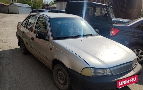 Daewoo Nexia I рестайлинг, 2003 год, 40 000 рублей, 4 фотография