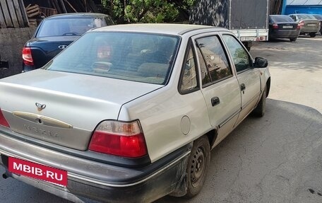 Daewoo Nexia I рестайлинг, 2003 год, 40 000 рублей, 3 фотография
