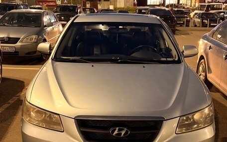 Hyundai Sonata VI, 2006 год, 390 000 рублей, 2 фотография