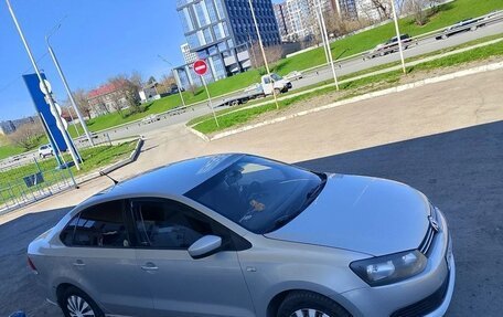 Volkswagen Polo VI (EU Market), 2013 год, 479 000 рублей, 1 фотография