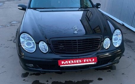 Mercedes-Benz E-Класс, 2005 год, 670 000 рублей, 2 фотография
