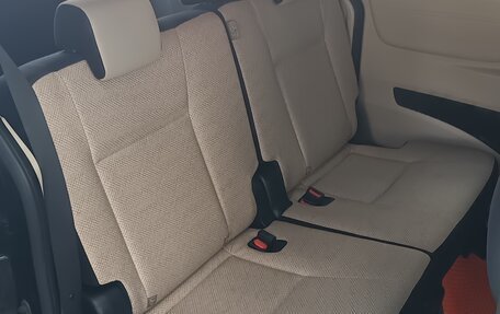 Toyota Sienta II, 2018 год, 1 450 000 рублей, 6 фотография