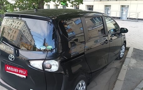 Toyota Sienta II, 2018 год, 1 450 000 рублей, 5 фотография