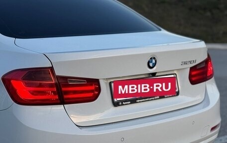 BMW 3 серия, 2012 год, 1 350 000 рублей, 12 фотография