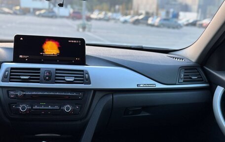 BMW 3 серия, 2012 год, 1 350 000 рублей, 24 фотография