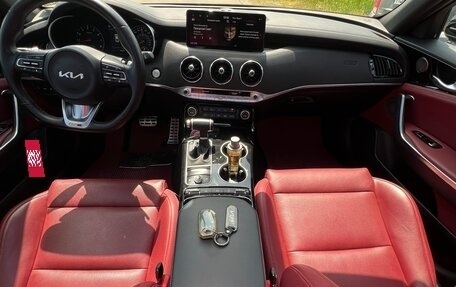 KIA Stinger I, 2021 год, 4 800 000 рублей, 22 фотография