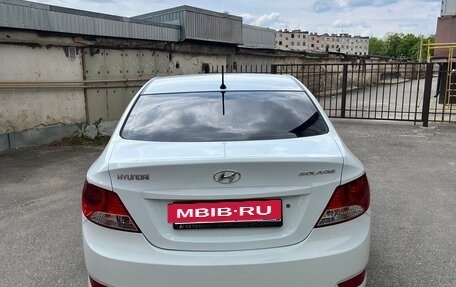 Hyundai Solaris II рестайлинг, 2011 год, 720 000 рублей, 9 фотография