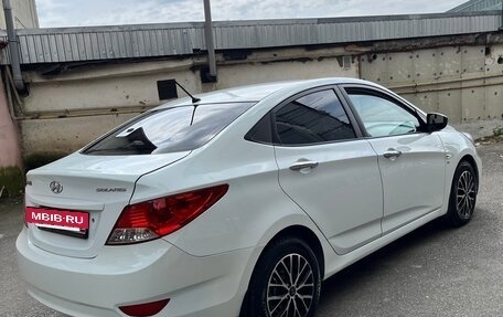 Hyundai Solaris II рестайлинг, 2011 год, 720 000 рублей, 15 фотография