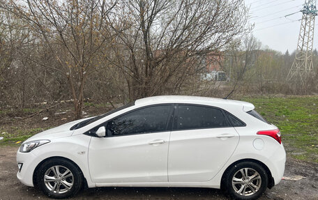 Hyundai i30 II рестайлинг, 2013 год, 900 000 рублей, 3 фотография