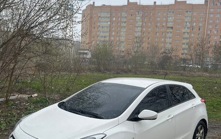 Hyundai i30 II рестайлинг, 2013 год, 900 000 рублей, 2 фотография