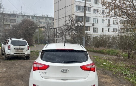 Hyundai i30 II рестайлинг, 2013 год, 900 000 рублей, 4 фотография