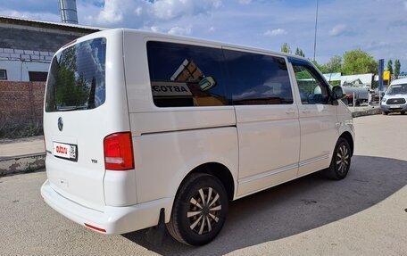 Volkswagen Caravelle T5, 2013 год, 1 875 000 рублей, 4 фотография