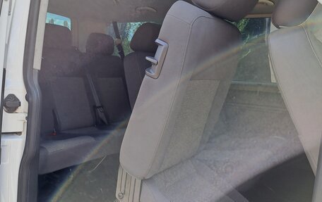 Volkswagen Caravelle T5, 2013 год, 1 875 000 рублей, 11 фотография