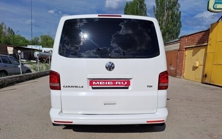 Volkswagen Caravelle T5, 2013 год, 1 875 000 рублей, 7 фотография