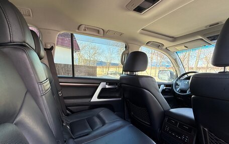 Toyota Land Cruiser 200, 2015 год, 4 624 000 рублей, 7 фотография