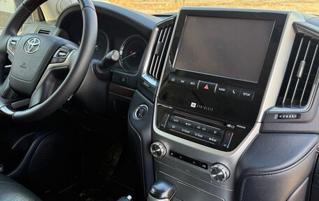 Toyota Land Cruiser 200, 2015 год, 4 624 000 рублей, 9 фотография